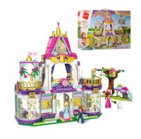 Конструктор Замок с часами 687 дет