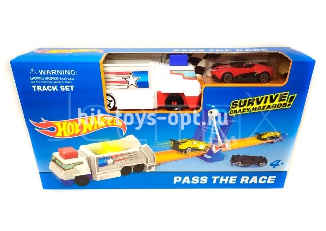 Машинка Трек Хотвилс с препятствием